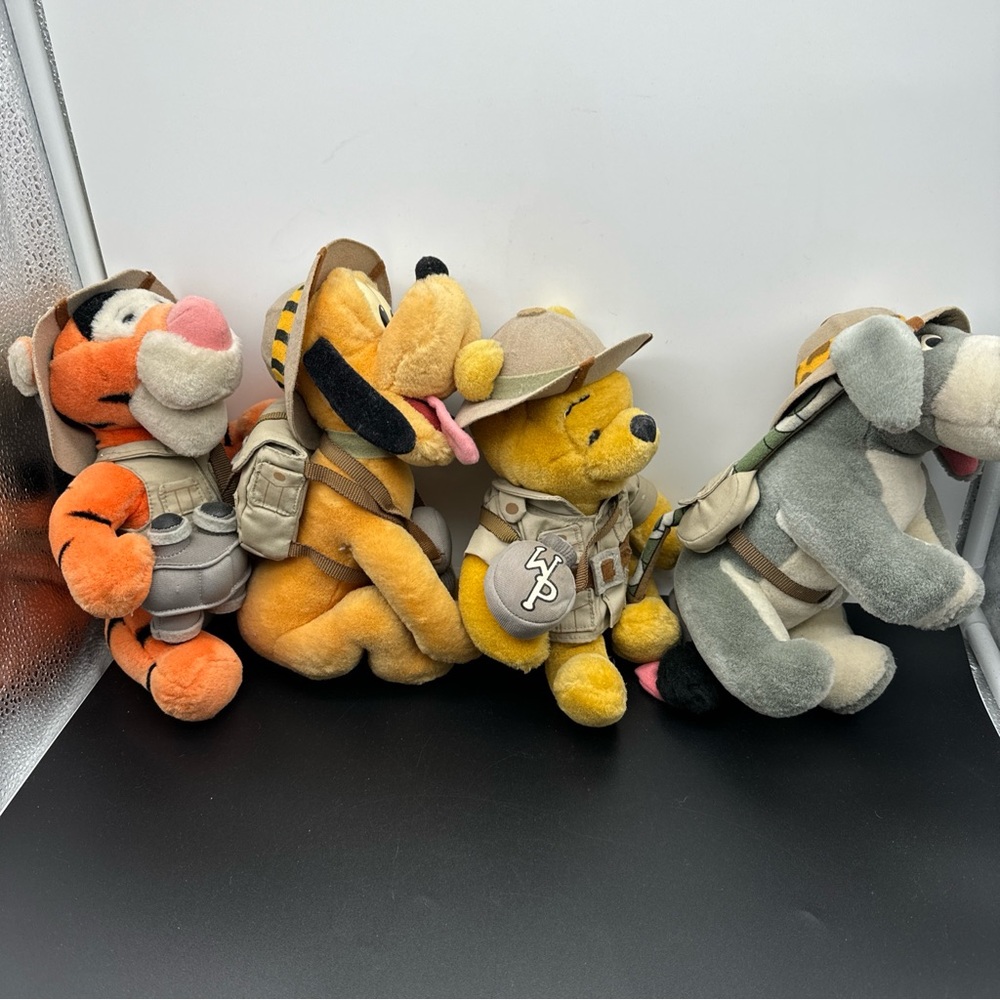 Disney Animal World Pluto Vinny Tigger And Eyore Lot Of Stuffed Animal Plushie 4
